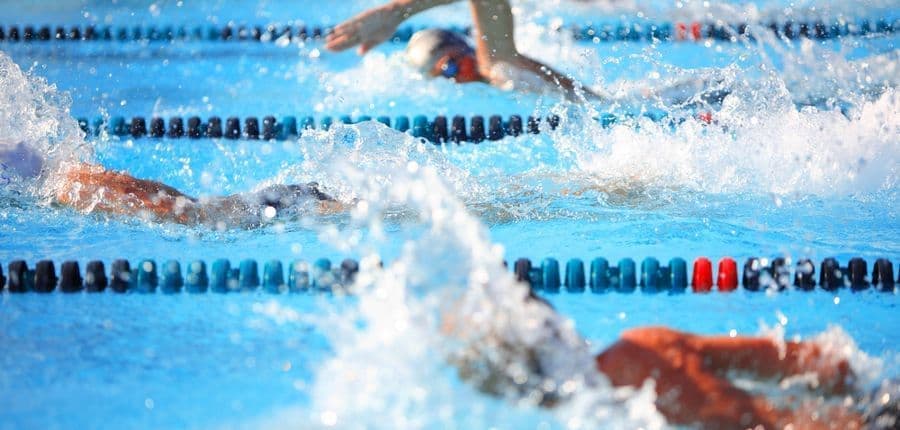 Wat kun je het beste eten tijdens een zwemwedstrijd?